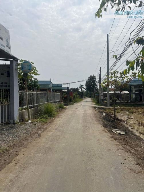 Đất Thanh Hiệp Bến Lức Long An giá 850tr nhà dân đông đúc - 2