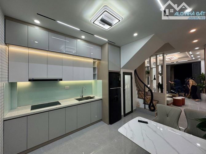 KHƯƠNG HẠ THANH XUÂN - NHÀ MỚI 5 TẦNG - FULL NỘI THẤT - NGÕ OTO ĐỖ 10M - GIÁ CHỈ 7 TỶ - 2