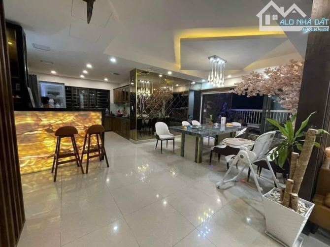 GIẢM SÂU 200TRIỆU CẦN BÁN NHÀ CƯ SÁ ĐỒNG TIẾN Q10 (66m2). GIÁ 5TỶ790. - 2