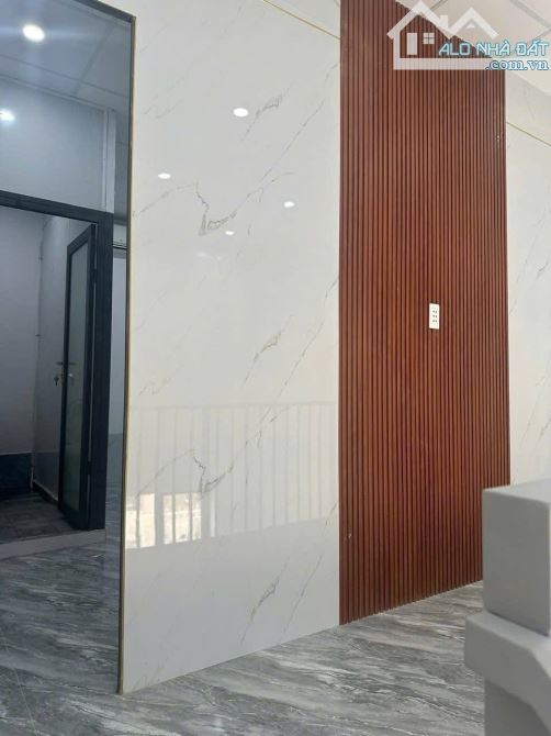 DÀNH CHO NHỮNG KHÁCH HÀNG THÍCH Ở GẦN HOA VIÊN NGUYỄN TẤT THÀNH - 2