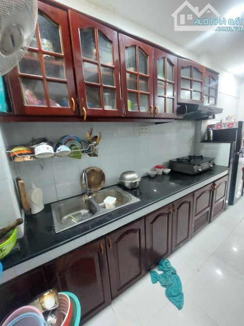 TRUNG TÂM QUẬN 10 - VỊ TRÍ ĐẸP, HẺM Ô TÔ ĐỖ CỬA, THÔNG - CHỈ 7.5 TỶ - 2