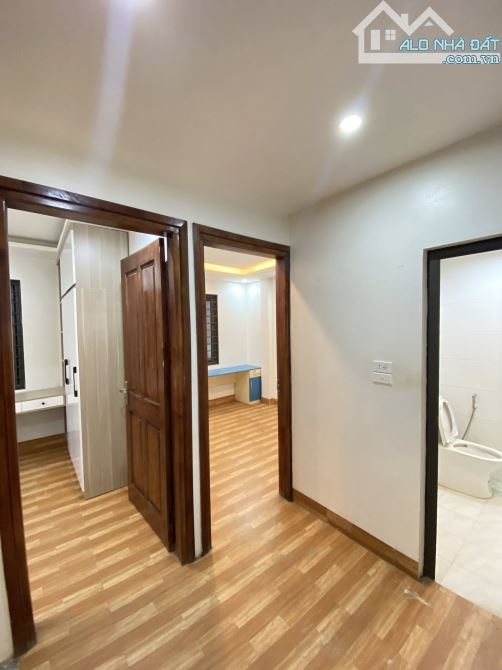 Bán nhà 5 tầng, ô tô đỗ cổng, đẹp tại Tổ 12, Yên Nghĩa – Hà Đông - 2