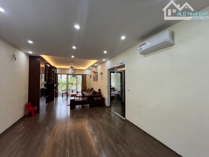 CHCC TÚ MỠ –  3 THOÁNG - BAN CÔNG – FULL ĐỒ XỊN – 145M² – 3PN – 9.5 TỶ (0CG91568) - 2