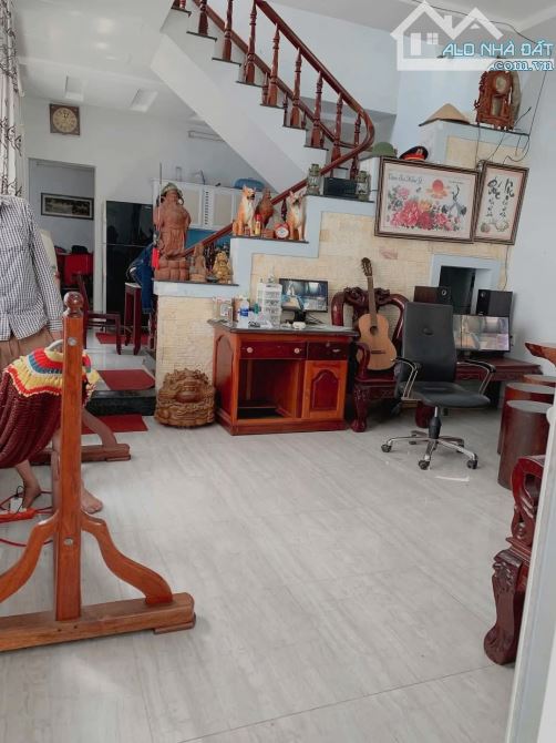 NHÀ VIEW BIỂN TRẦN PHÚ – 1 TRỆT 2 LẦU CÓ GARA Ô TÔ 161m2 HẺM RỘNG 5 MÉT – GIÁ 7t5 - 2