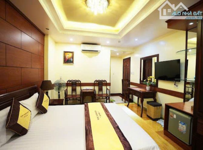 Cho thuê Khách Sạn chuẩn 2** Gồm 96 Phòng đường Nguyễn Thái Bình, P.4, Q.Tân Bình - 2