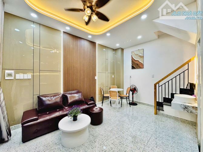 🚗SIÊU VỊ TRÍ • SAU CĂN MẶT TIỀN KHU VIP PHAN XÍCH LONG • 3 TẦNG ĐÚC THẬT • 3PN 3WC - 2