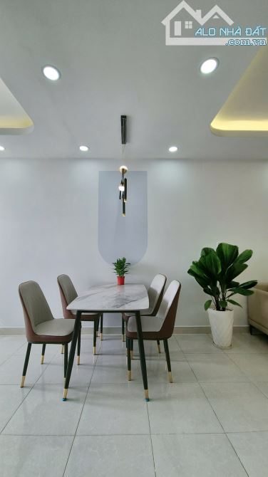 BÁN CĂN HỘ CT5 VĨNH ĐIỀM TRUNG, TẦNG THẤP, 58,6M2, 2PN, GIÁ 2 TỶ 298. CN 23.8 - 2