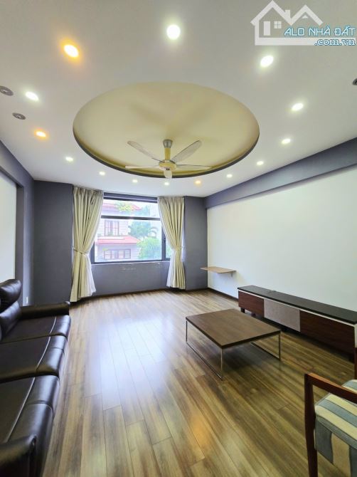 Q2 - BÁN NHÀ ĐẸP HẺM XE HƠI GẦN LÊ VĂN THINH - 105M2- 4 TẦNG, 4PN - CHỦ TẶNG NỘI THẤT - 2