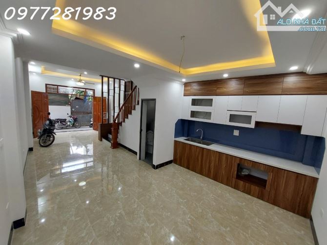 🏠 NHÀ MỚI CẠNH NHỔN – 45m² - Ô TÔ 7 CHÕ ĐỖ CỬA GIÁ 6.X TỶ - 2