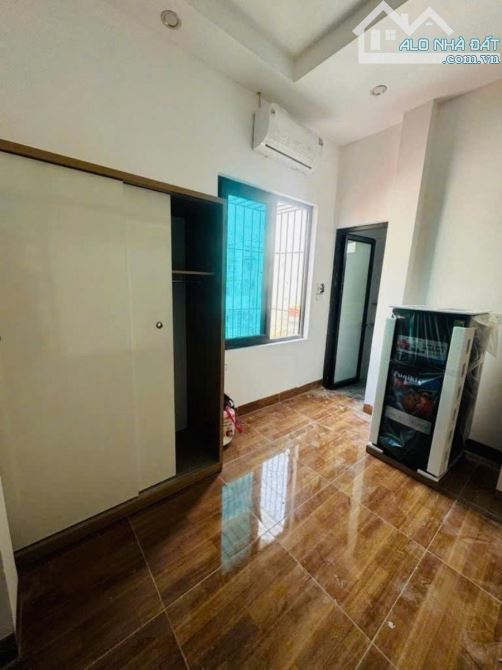 SIÊU HÓT CCMN ĐẠI MỖ LÔ GÓC Ô TÔ ĐỖ CỬA 6 TẦNG THANG MÁY - 2