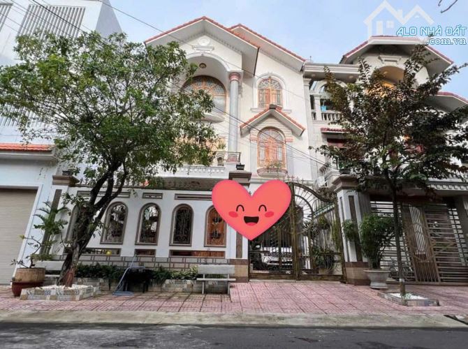 BÁN NHÀ MẶT TIỀN NGUYỄN THÔNG, PHƯỜNG 9 ( DT: 170M2) + 1TR2L + GIÁ 17.9 TỶ - 3