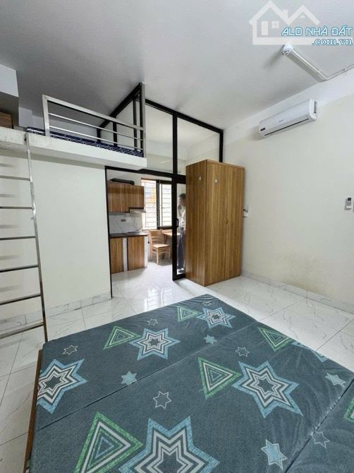 BÁN TÒA CCMN PHỐ TRẦN THÁI TÔNG 8 TẦNG-111m2-  tổng 29 phòng-doanh thu1.8tỷ/năm- giá 27 - 3