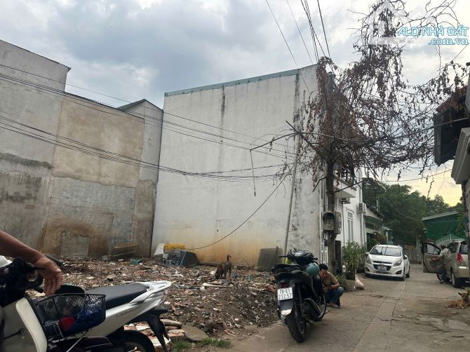 CHỦ NGỘP GỞI BÁN LÔ ĐẤT P.BÌNH ĐA, 5X12=60M2, THỔ CƯ 100%, CÁCH ĐƯỜNG TRẦN QUỐC TOẢN VÀO 1 - 3