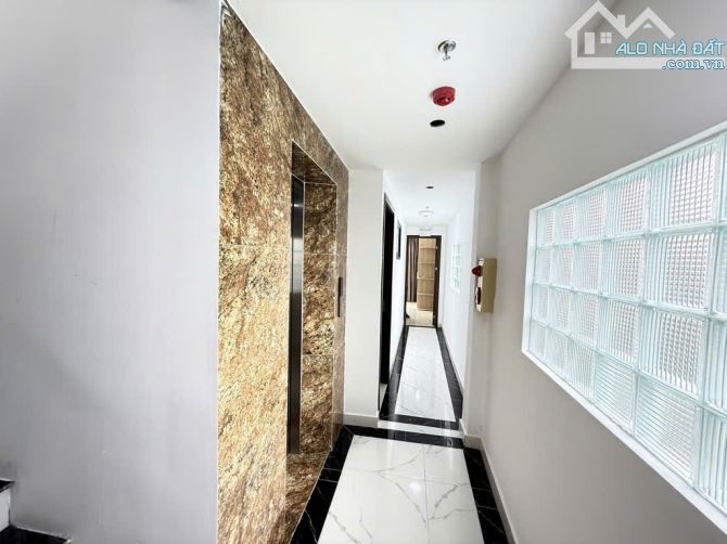 Nhà Bồ Đề-cầu Chương Dương-Long Biên. DT 52m2 x MT 4.3m x 5 tầng x giá 10 tỷ. Ô tô đỗ cửa - 3