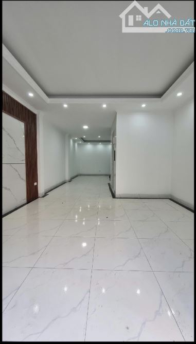 Nhà đẹp Cổ Nhuế, 35m², 6 Tầng, Lô góc, Thang máy, Giá Chỉ 7.9 Tỷ - 3