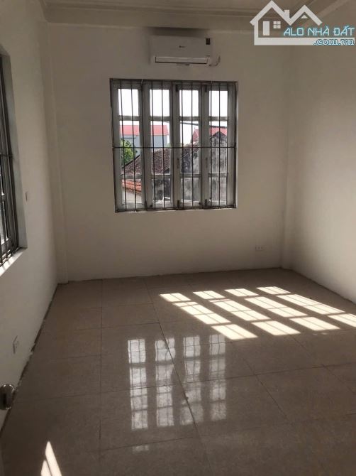 bán nhà 2 tầng dân xây gần vin cổ loa, cách đường dẫn cầu tứ liên 500m - 3