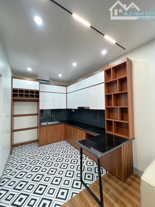 Bán căn góc 3 tầng Kỳ Bá siêu đẹp - 3