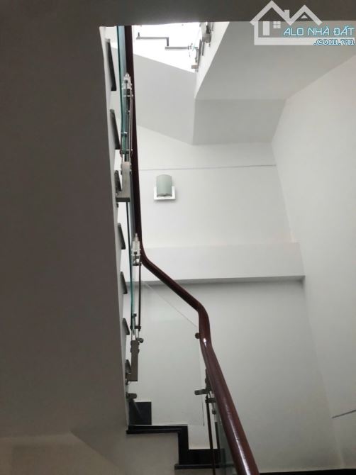 NHà 2 Tầng Mặt Tiền Nguyễn Văn Linh, Quận 7, KD Đa Nghề, Giá 22 Tỷ - 3