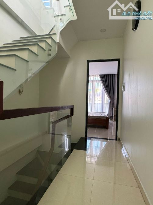 BÁN NHÀ CHỦ XÂY TÂM HUYẾT ĐƯỜNG THỐNG NHẤT 4X16 - 4 TẦNG NHÀ ĐẸP VÀO Ở NGAY - 3