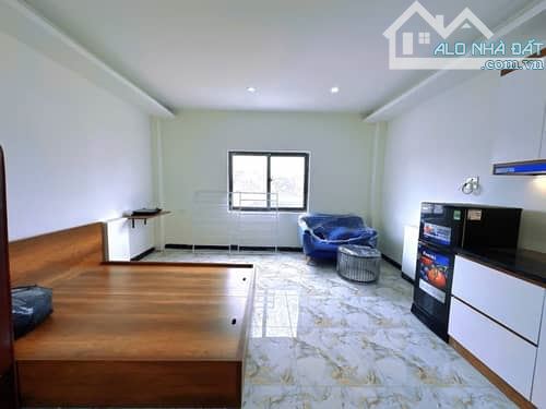 GÀ ĐẺ TRỨNG VÀNG - TOÀ CCMN NGAY NGÃ 5 Ô CHỢ DỪA - DT 52M X 8 TẦNG - MT 4.8M - 3