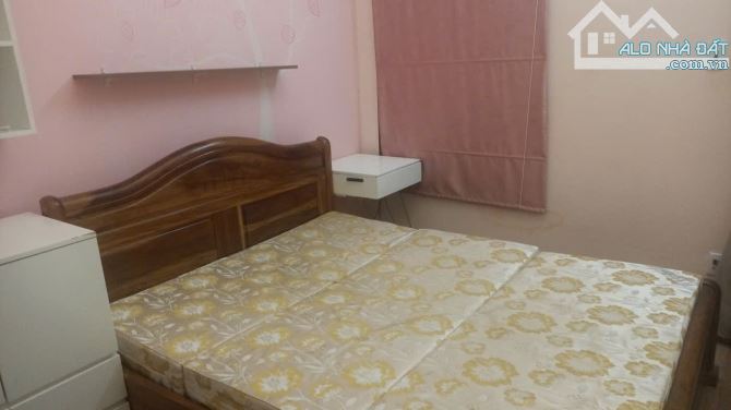CHO THUÊ NHÀ NGUYÊN CĂN SÂN VƯỜN NGÕ 180 TRIỀU KHÚC THANH XUÂN - 3