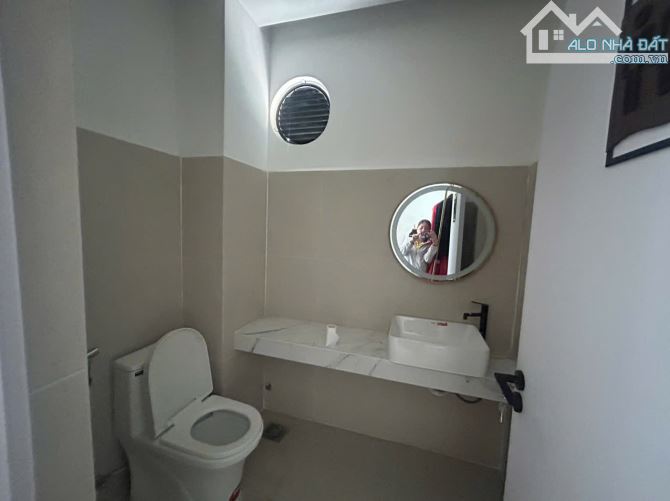 💥BÁN NHÀ LÔ GÓC MẶT TIỀN KINH DOANH ĐƯỜNG TÔ HIỆU GẦN BIỂN - 3