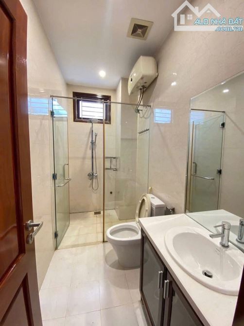 🛑 NHÀ 4 TẦNG - NGUYỄN HỮU THỌ - 5PN - 4WC - 3