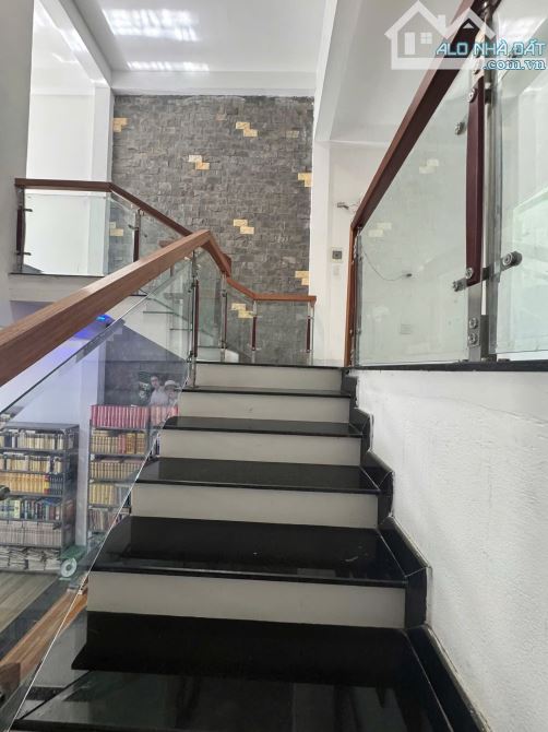 - CẦN BÁN NHÀ 2 mê, 2 tầng,Đô Đốc Lân,Nam Cẩm Lệ - 3