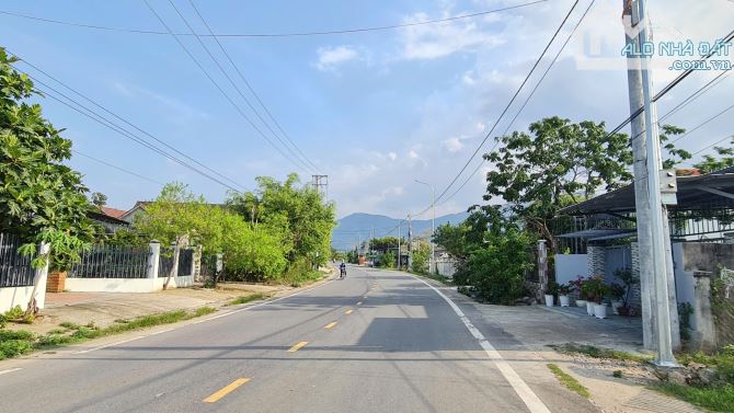 Bán lô 90m2 - 3 tỷ 350 -  đất Mặt Tiền Bờ Kè Thị Trấn Diên Khánh -  Khánh Hòa - 3