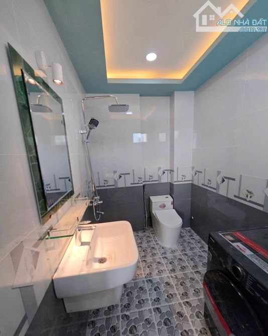 Bán nhà hẻm Nguyễn Thái Học-Vạn Thạnh-Nha Trang gần chợ Đầm, gần biển - 3