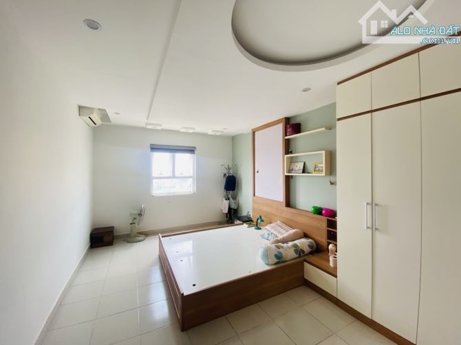 SIÊU PHẨM LÔ GÓC 3 NGỦ TẦNG CAO - CT1A THẠCH BÀN - VIEW THOÁNG - TẶNG FULL NỘI THẤT! - 3