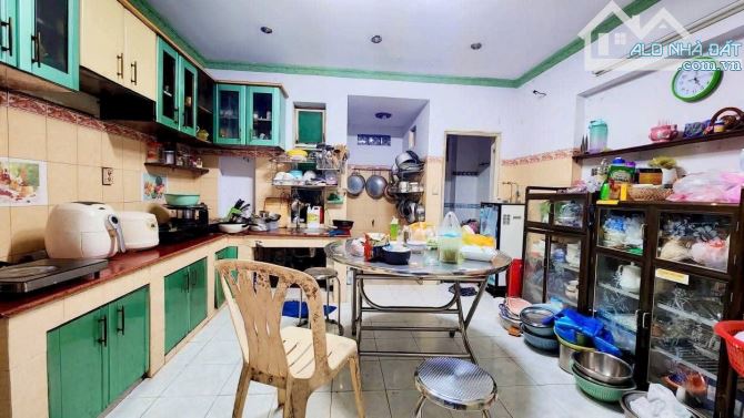 HẺM XE HƠI 8M ĐỒNG ĐEN - DT: 4.1x16.1 - 4 TẦNG KIÊN CỐ CHỈ 12 TỶ TL - 3
