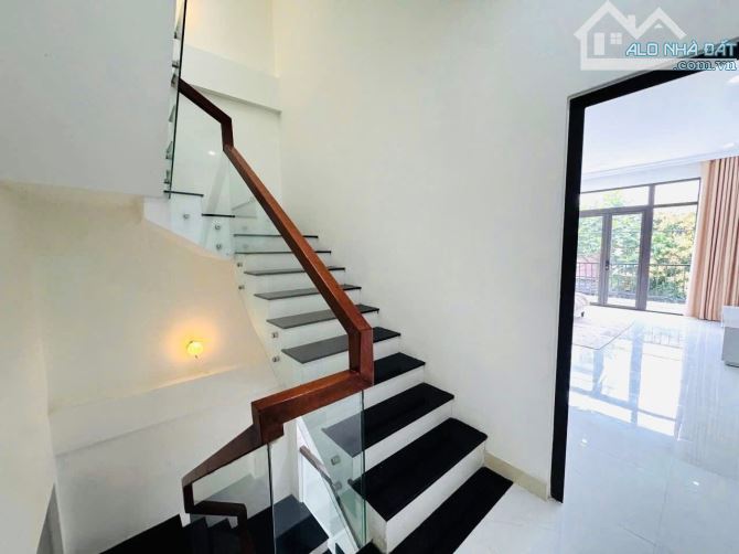 NHÀ 4 TẦNG MẶT TIỀN NGUYỄN HUY TỰ GẦN BIỂN GIÁ TỐT - 3