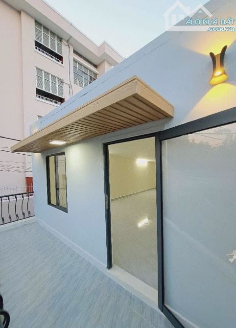 Mới 2 Tầng 50M2 2tỷ1 AEON Tân Phú - 3
