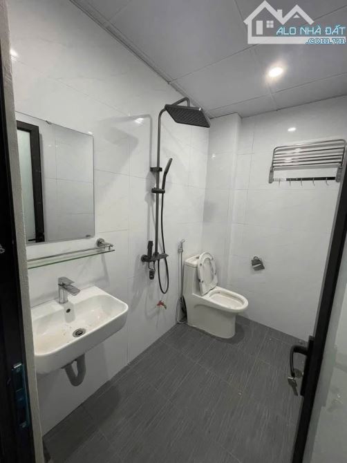 M1 đầu tháng sale cho anh chị căn nhà 4 tầng tại Đại Tự giá ưu đãi 5,1 tỉ cạnh đường oto - 3