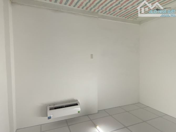 Nhà kiệt Bùi Thị Xuân giá chỉ 1ty700tr - 3