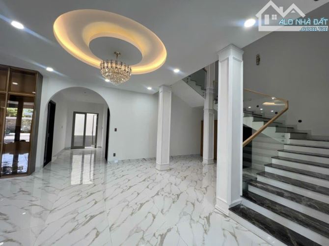 🌟 BIỆT THỰ 3 TẦNG MẶT TIỀN XUÂN QUỲNH – DT 290M² -  NGANG 15M – 28 TỶ 🌟 - 3