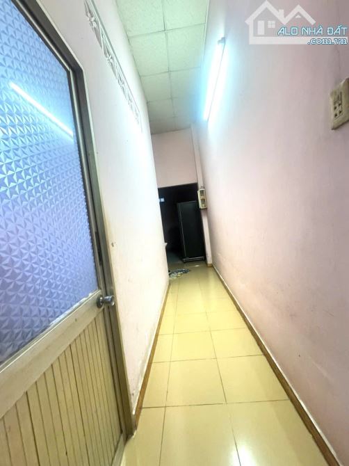 NHÀ CẤP 4 MỚI TINH XE HƠI NGỦ TRONG NHÀ  DƯƠNG THỊ MƯỜI 68M2 (4x17) CHỈ 3,450 Tỷ - 3