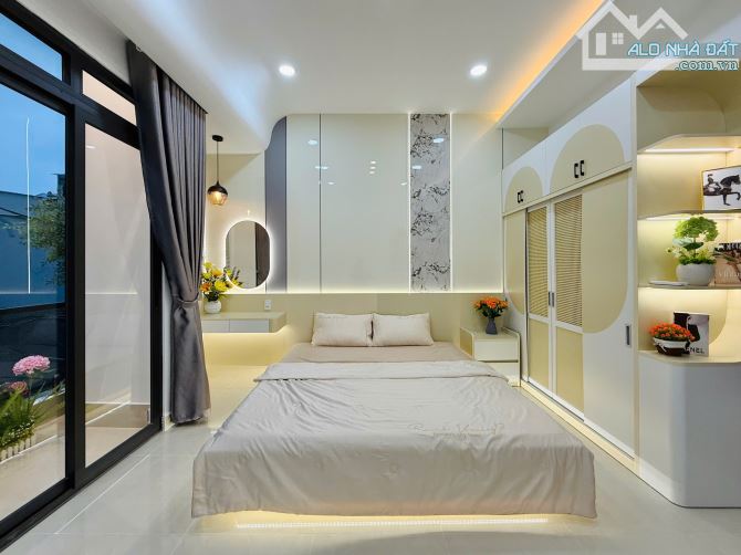 Bán gấp NHÀ MỚI FULL NỘI THẤT vào ở ngay 10m ra hxh Quang Trung - DT 4,5x12m - 3PN - 3