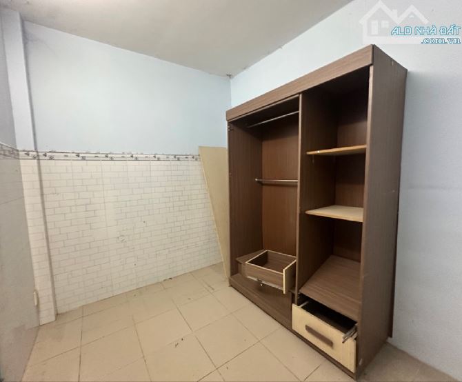 BÁN NHÀ HẺM XE HƠI THÔNG LÊ VĂN KHƯƠNG – SÁT MẶT TIỀN LIÊN KHU 2-5 – 60M2 – 2 TẦNG - 3