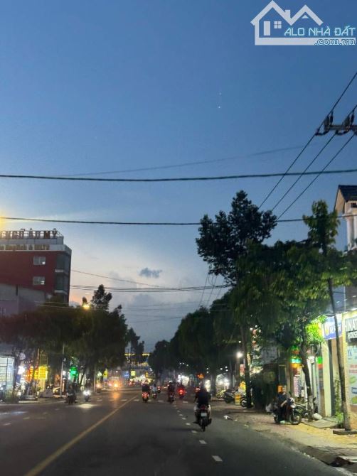 SIÊU PHẨM mặt tiền đường Nguyễn An Ninh - Con đường LONG MẠCH Dĩ An Bình Dương chỉ hơn 50t - 3