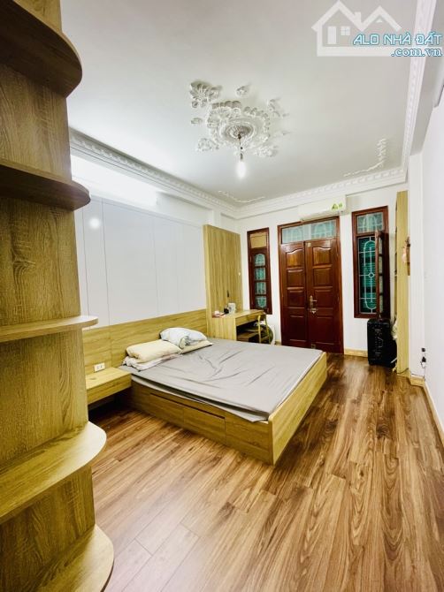 Bán nhà Đường Láng gần phố ngõ ba gác tránh nhà đẹp ở luôn 35m 5 tầng  giá 8.5 tỷ tặng  nộ - 3