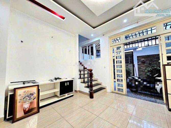 BÁN NHÀ HẺM ĐƯỜNG THẠNH MỸ LỢI QUẬN 2 nhà 1 Lầu dt đất  67m² ngang 5 6m - 3