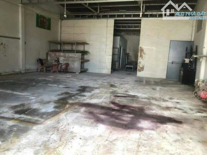 Cho thuê Kho 200 m2 hẻm Hoàng Quốc Việt 6,5 triệu - 3