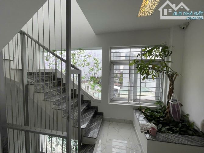 Nhà phố hầm và 4 tầng, mặt tiền đường Tân Thuận Nam Quận 7. 5*8, hơn 16 tỷ. - 3