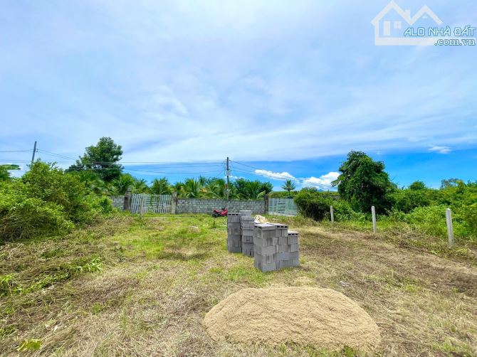 Cân bán lô đất Diên Phước đường Gò Mây 680m2 có 60m thổ ngang 13,3m chỉ 3,5tr/m2 - 3