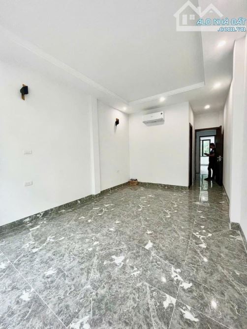 Cực kỳ hiếm! Ngọc Khánh, Ba Đình - phân lô ô tô tránh vỉa hè - có thang máy - 3
