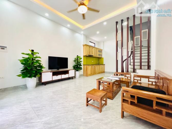 Bán Nhà Lô Góc Thái Thịnh, Đống Đa, 5 Tầng, MT 4m, Trước Nhà Gần 3m, 20m Ra Ô Tô, Chỉ 9 Tỷ - 3