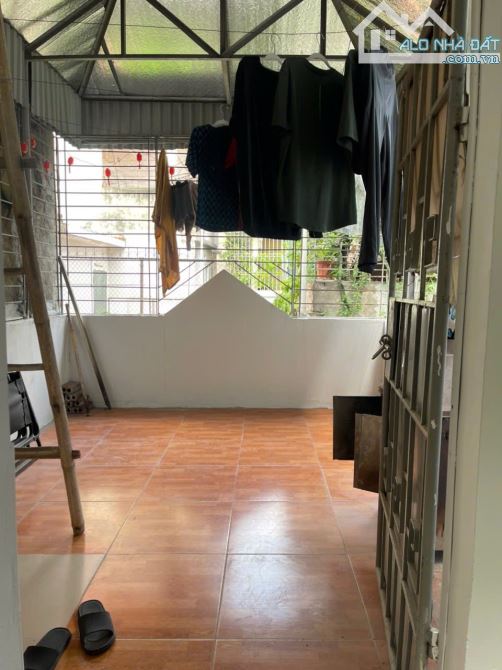 NHÀ KHƯƠNG TRUNG ĐẸP Ở NGAY, 40M2 SÁT Ô TÔ TRÁNH, KINH DOANH, 6. TỶ - 3