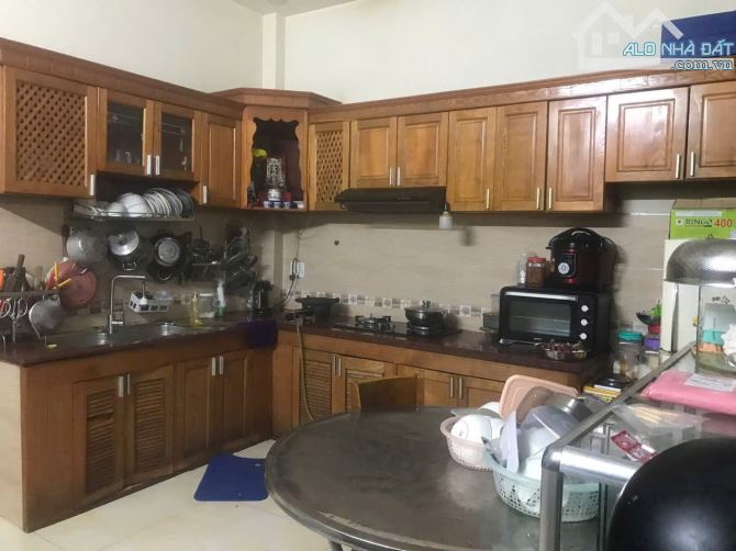 NHÀ MẶT TIỀN NGÃ 3 ĐƯỜNG NHỰA 20M, NGAY BÊN TTHC DĨ AN, KHU KINH DOANH, NHÀ PHỐ DĨ AN - 3